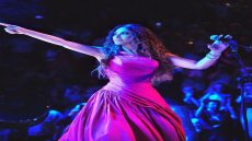 نجوى كرم تشعل الأجواء حباً وطرباً في سوريا