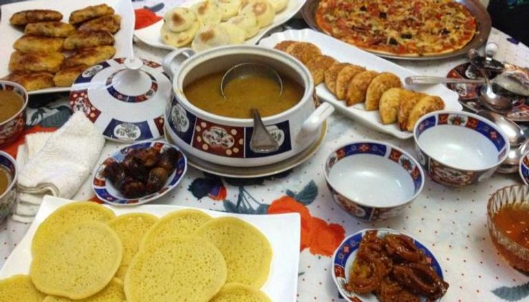 173-164530-famous-moroccan-dishes-independence-day_700x400 10 أطباق من المطبخ المغربي.. أطعمة تحكي تاريخ المدن المغربية التاريخية  العتيقة