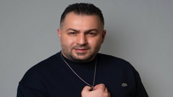 نائل حزواني في ديو مع النجم المصري اوسامة الامير بعنوان ( الكلام داير )