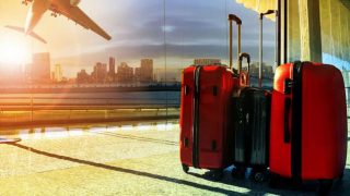 وفّر أموالك في المطار: حيل ذكية لتجنب رسوم الأمتعة الإضافية
