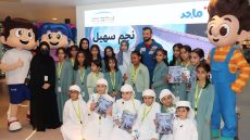 النيادي يوقع قصة “نجم سهيل” في معرض أبوظبي الدولي للكتاب