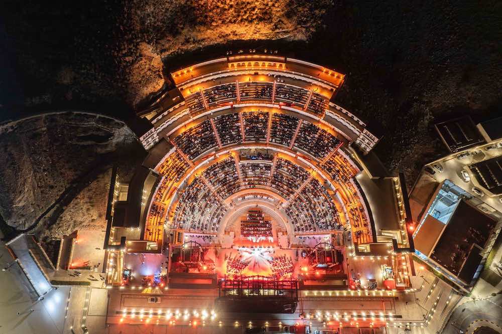 WhatsApp-Image‏-2025-11-30-at-18.17.16-1 🔥 حسين الجسمي يضيء سماء خورفكان في عيد الاتحاد الـ54