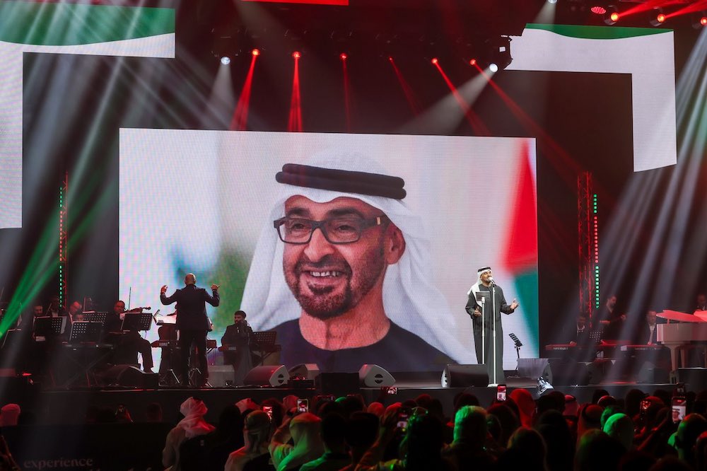 WhatsApp-Image‏-2026-03-22-at-23.34.26 🎤 حسين الجسمي يشعل "ليالي العيد" بأبوظبي بحفل كامل العدد