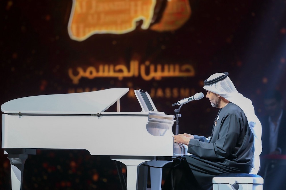 WhatsApp-Image‏-2026-03-22-at-23.34.27-1 🎤 حسين الجسمي يشعل "ليالي العيد" بأبوظبي بحفل كامل العدد