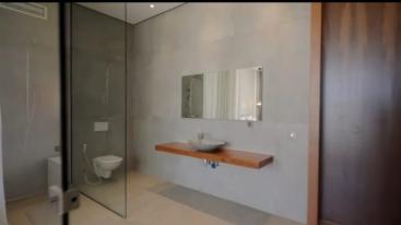 WhatsApp-Image‏-2024-10-21-at-21.47.45-1-e1729533773911-7ndknjxtx1c4tsesfzasvkz1qdcq5g6k8wo3b803iv7 للايجار المغرب -فيلا 8 سويتات