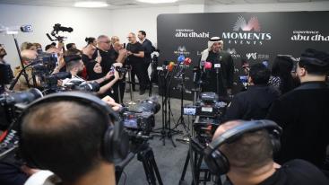 WhatsApp-Image‏-2025-12-29-at-12.16.42-7ndkniw8dfypcw0b22ujst8jalxvgwaezfhzw0xn9s3 حسين الجسمي يصنع ليلة مكتملة في أبوظبي