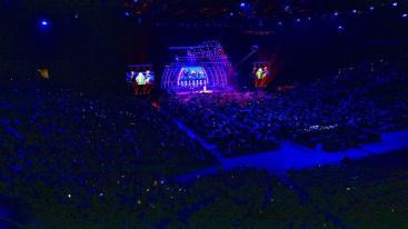 WhatsApp-Image‏-2025-12-29-at-12.16.43-7mparjsdnpyo1phllsxyzbkzbm1jznb9mcdp43qbnlv حسين الجسمي يصنع ليلة مكتملة في أبوظبي